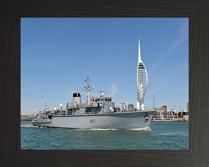 HMS Chiddingfold M37 | Photo Print | Framed Print | Hunt Class | Minehunter | Royal Navy Hampshire Prints