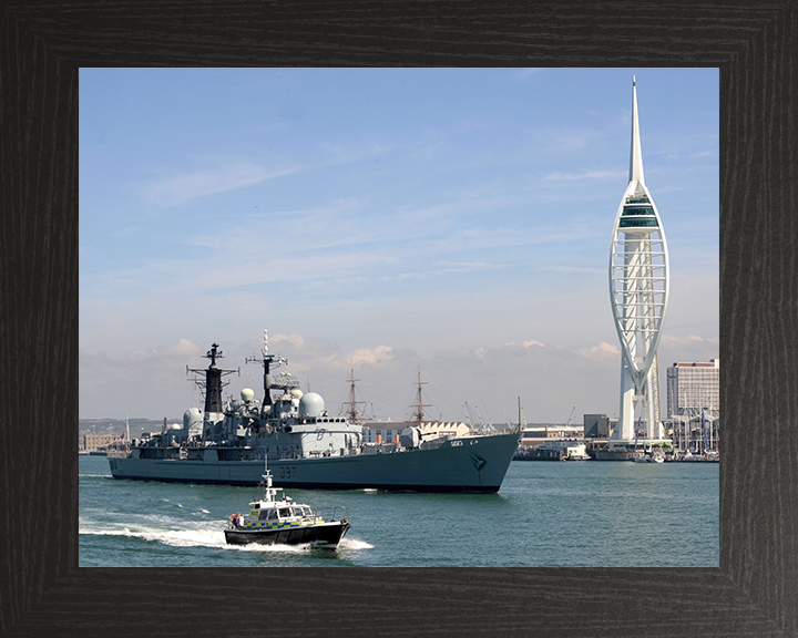 HMS Edinburgh D97 | Photo Print | Framed Print | Poster | Type 42 | Destroyer | Royal Navy Hampshire Prints
