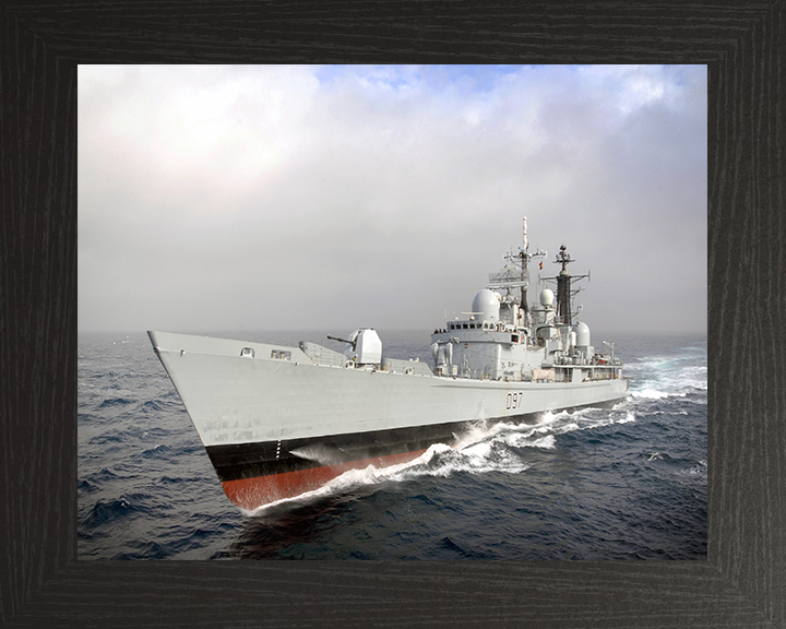 HMS Edinburgh D97 | Photo Print | Framed Print | Poster | Type 42 | Destroyer | Royal Navy Hampshire Prints