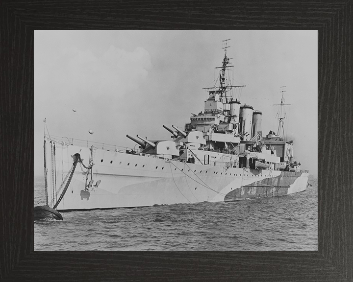 HMS Cumberland (57) | Photo Print | Framed Print | County Class | Cruiser | Royal Navy Hampshire Prints