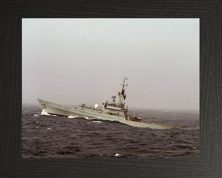 HMS Dumbarton Castle P265 Royal Navy Castle class patrol vessel Photo Print or Framed Print - Hampshire Prints