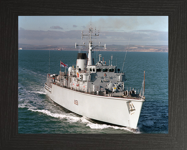 HMS Atherstone M38 Royal Navy Hunt class mine countermeasures vessel Photo Print or Framed Print - Hampshire Prints