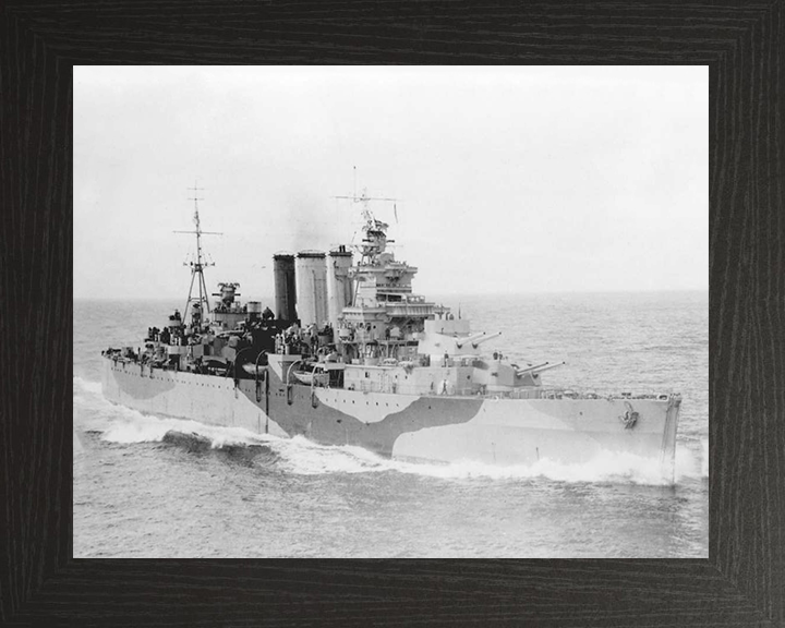 HMS Devonshire (39) | Photo Print | Framed Print | County Class | Cruiser | Royal Navy Hampshire Prints