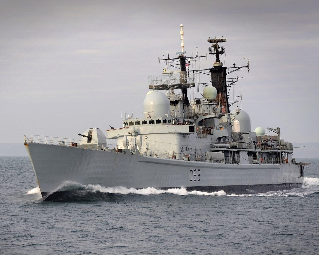 HMS York D98 Royal Navy Type 42 destroyer Photo Print or Framed Print - Hampshire Prints