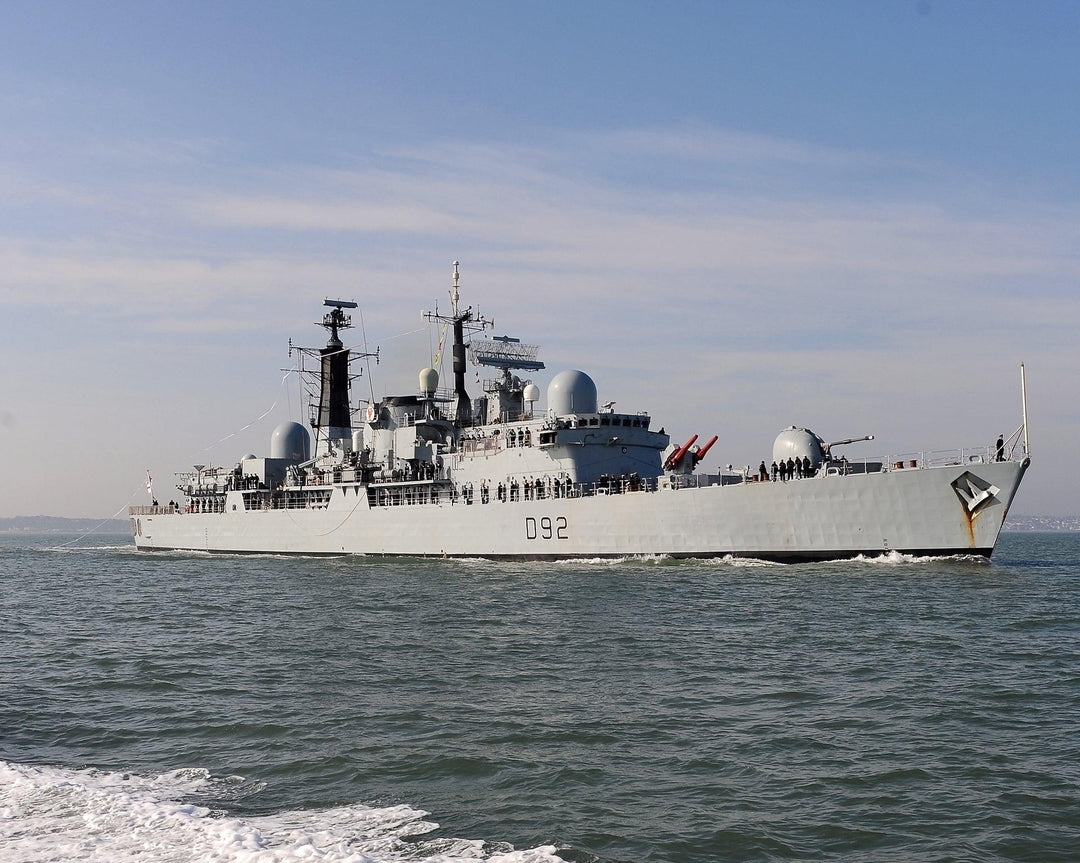 HMS Liverpool D92 Royal Navy Type 42 destroyer Photo Print or Framed Print - Hampshire Prints