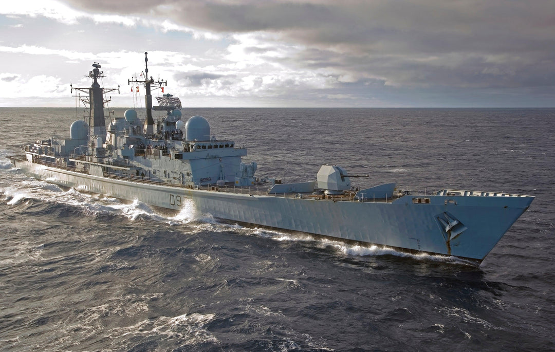 HMS Edinburgh D97 | Photo Print | Framed Print | Poster | Type 42 | Destroyer | Royal Navy Hampshire Prints