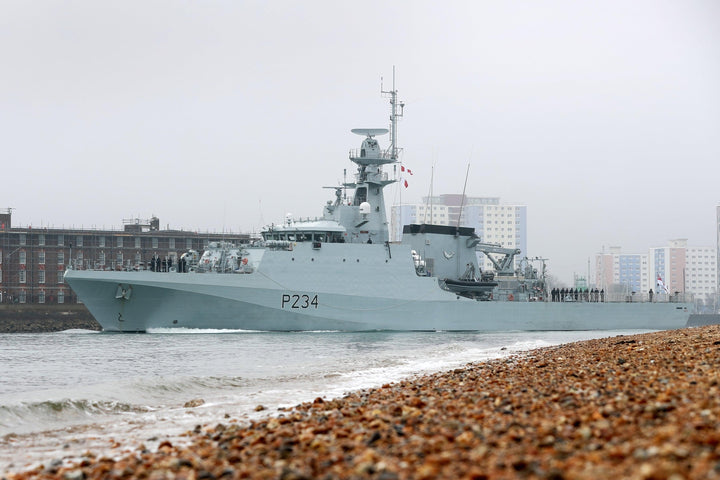 HMS Spey P234 Royal Navy River class patrol vessel Photo Print or Framed Print - Hampshire Prints