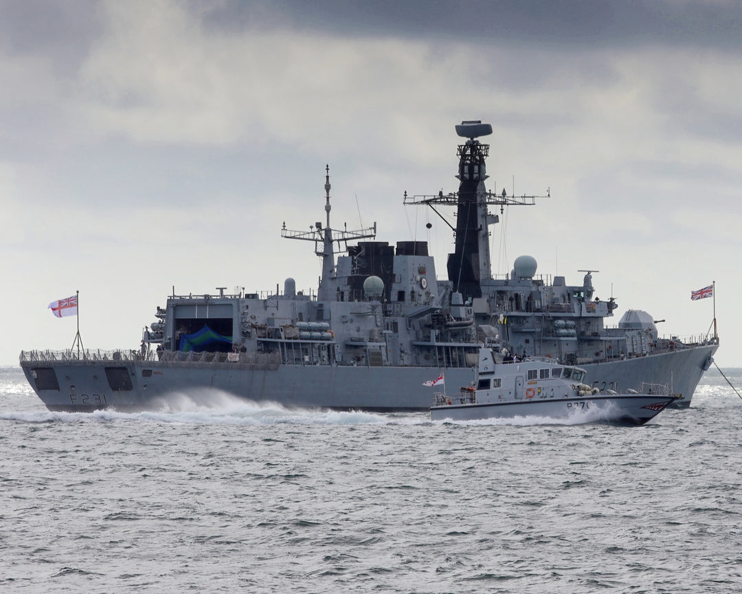 HMS Argyll F231 Royal Navy type 23 Frigate Photo Print or Framed Print - Hampshire Prints