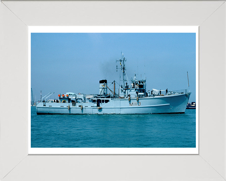 HMS Brereton M1113 Royal Navy Ton class minesweeper Photo Print or Framed Print - Hampshire Prints