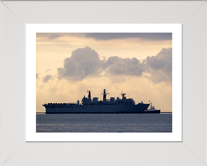 HMS Albion L14 Royal Navy Albion Class amphibious ship Photo Print or Framed Print - Hampshire Prints