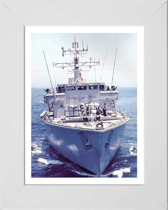 HMS Brecon M29 | Photo Print | Framed Print | Hunt Class | Mine Warfare Vessel | Royal Navy Hampshire Prints
