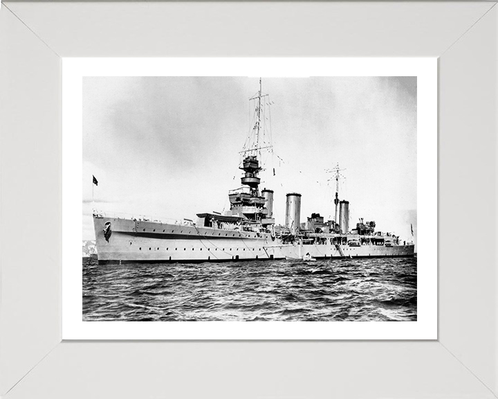 HMS Emerald D66 | Photo Print | Framed Print | Emerald Class | Light Cruiser | Royal Navy Hampshire Prints