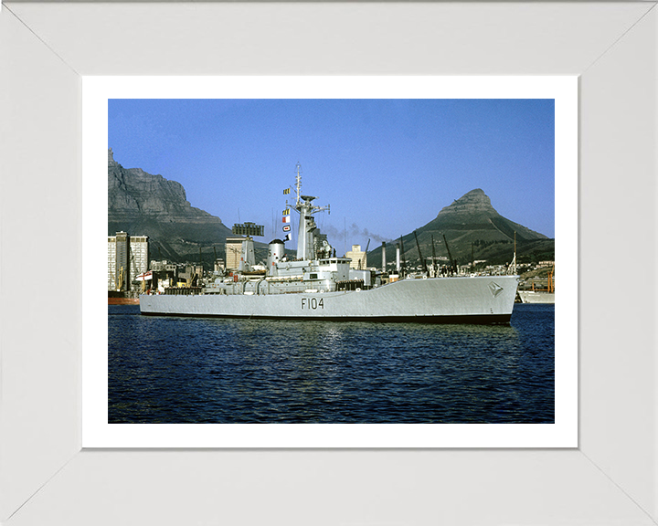 HMS Dido F104 | Photo Print | Framed Print | Leander Class | Frigate | Royal Navy Hampshire Prints