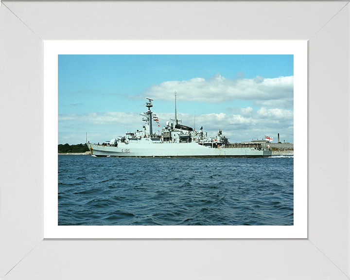 HMS Avenger F185 Royal Navy Type 21 frigate Photo Print or Framed Print - Hampshire Prints