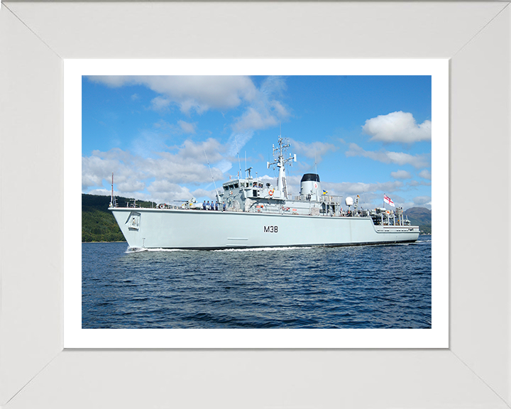 HMS Atherstone M38 Royal Navy Hunt class mine countermeasures vessel Photo Print or Framed Print - Hampshire Prints