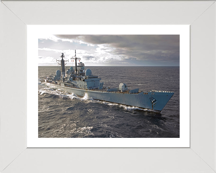 HMS Edinburgh D97 Royal Navy Type 42 Destroyer Photo Print or Framed Print - Hampshire Prints