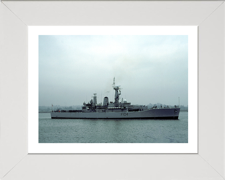HMS Dido F104 | Photo Print | Framed Print | Leander Class | Frigate | Royal Navy Hampshire Prints