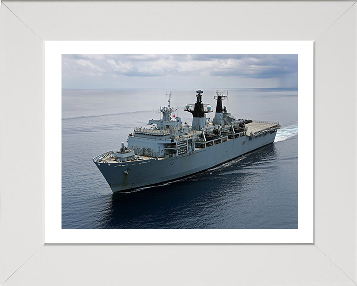 HMS Albion L14 | Photo Print | Framed Print | Albion Class | Amphibious ship | Royal Navy Hampshire Prints