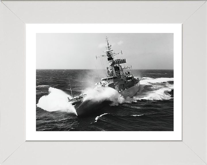 HMS Andromeda F57 Royal Navy Leander class frigate Photo Print or Framed Print - Hampshire Prints