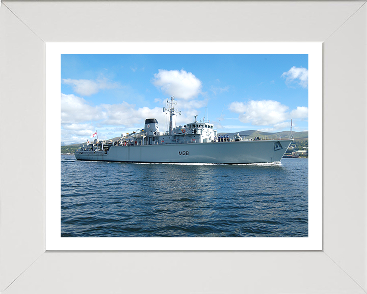 HMS Atherstone M38 Royal Navy Hunt class mine countermeasures vessel Photo Print or Framed Print - Hampshire Prints