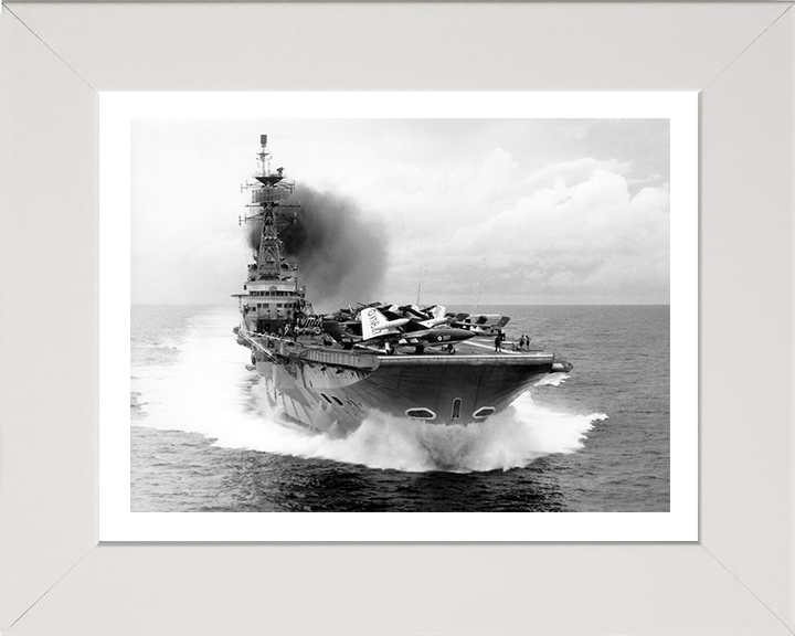 HMS Centaur R06 | Photo Print | Framed Print | Centaur Class | Fleet Carrier | Royal Navy Hampshire Prints