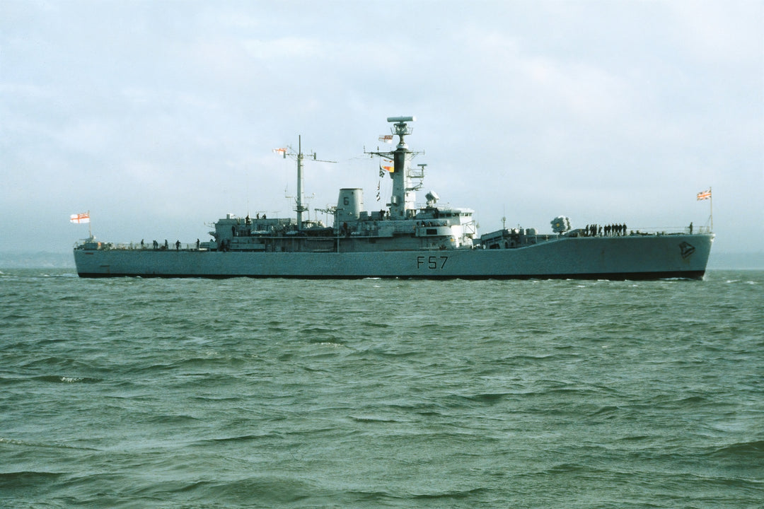 HMS Andromeda F57 Royal Navy Leander class frigate Photo Print or Framed Print - Hampshire Prints