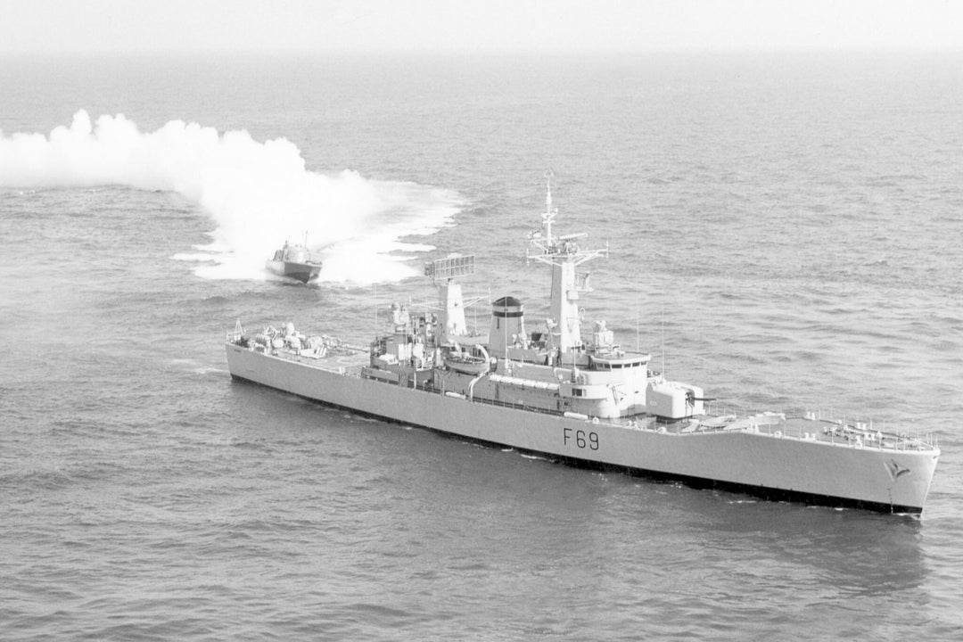 HMS Bacchante F69 | Photo Print | Framed Print | Leander Class | Frigate | Royal Navy Hampshire Prints