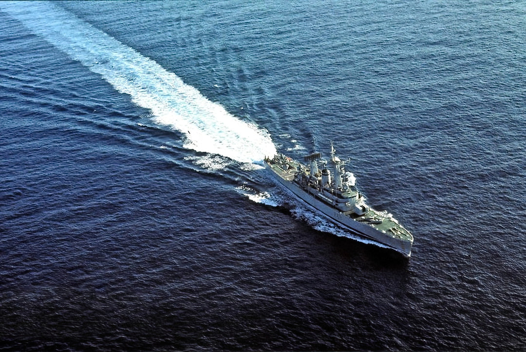 HMS Bacchante F69 | Photo Print | Framed Print | Leander Class | Frigate | Royal Navy Hampshire Prints