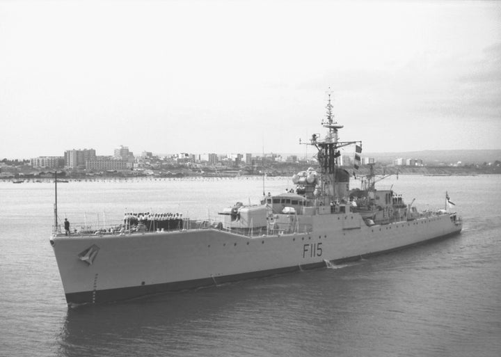 HMS Berwick F115 Royal Navy Rothesay Class Frigate Photo Print or Framed Print - Hampshire Prints