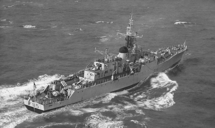 HMS Berwick F115 | Photo Print | Framed Print | Rothesay Class | Frigate | Royal Navy Hampshire Prints