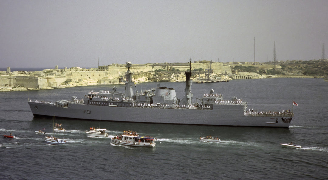 HMS Brazen F91 | Photo Print | Framed Print | Poster | Type 22 | Frigate | Royal Navy Hampshire Prints