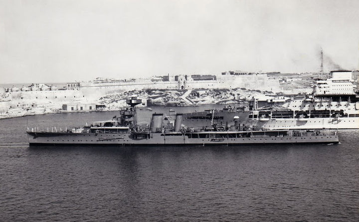 HMS Coventry D43 | Photo Print | Framed Print | C Class | Light Cruiser | Royal Navy Hampshire Prints