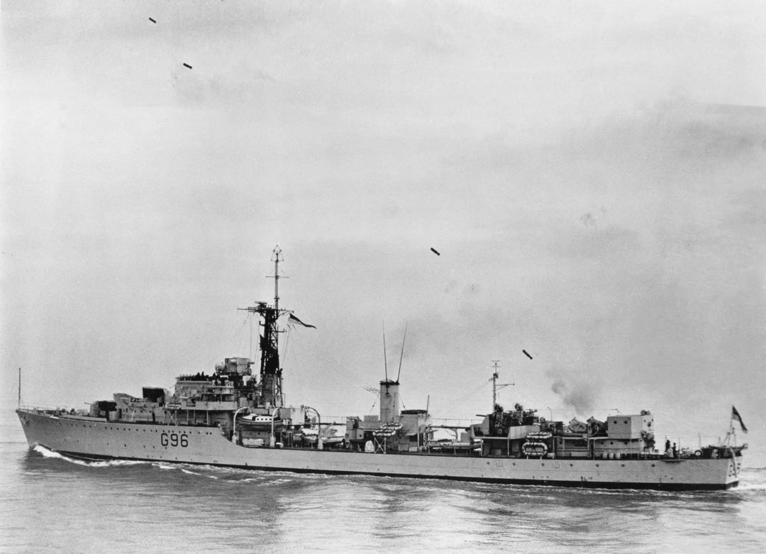 HMS Crossbow G96 (D96) | Photo Print | Framed Print | Weapon Class | Destroyer | Royal Navy Hampshire Prints