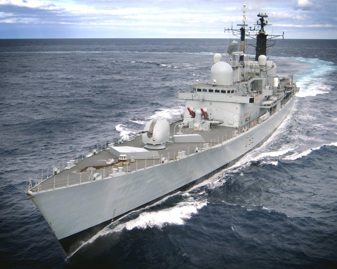 HMS Manchester D95 | Photo Print | Framed Print | Type 42 | Destroyer | Royal Navy Hampshire Prints