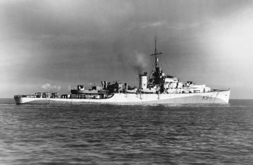 HMS Avon K97 | Photo Print | Framed Print | Poster | River Class | Frigate | Royal Navy Hampshire Prints
