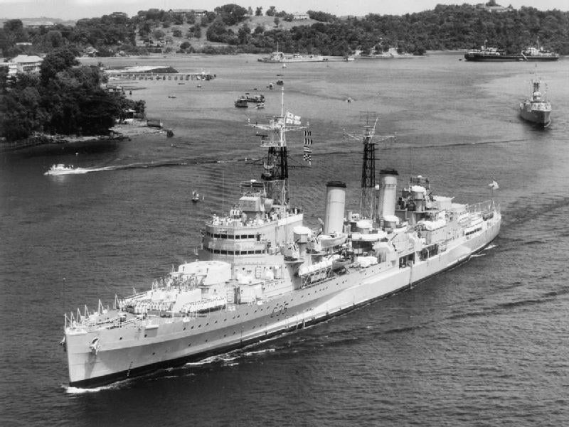 HMS Belfast C35 Royal Navy Town class light cruiser Photo Print or Framed Print - Hampshire Prints