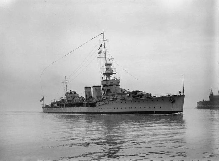 HMS Cardiff D58 | Photo Print | Framed Print | Poster | C Class | Cruiser | Royal Navy Hampshire Prints