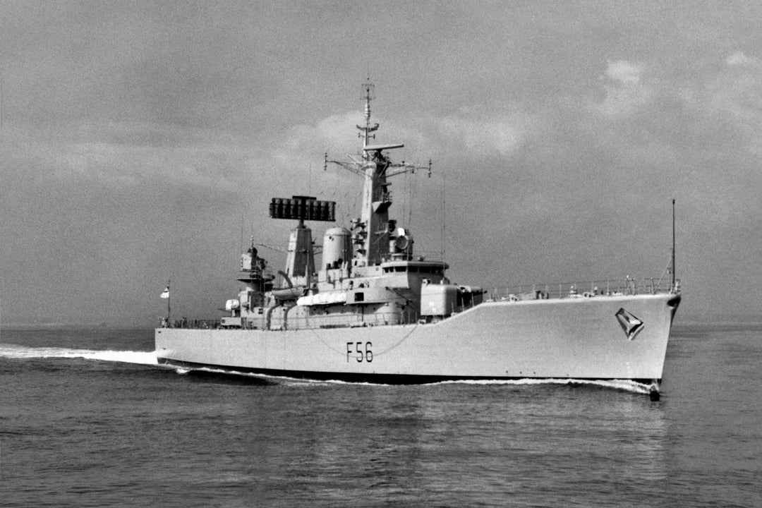 HMS Argonaut F56 | Photo Print | Framed Print | Leander Class | Frigate | Royal Navy Hampshire Prints
