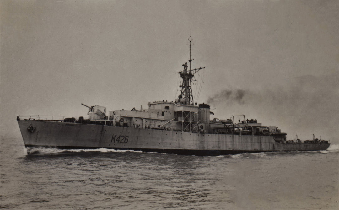 HMS Loch Achray K426 | Photo Print | Framed Print | Loch Class | Frigate | Royal Navy Hampshire Prints