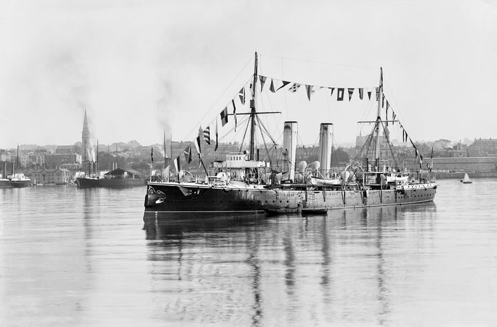 HMS Melampus (1890) | Photo Print | Framed Print | Apollo Class | Cruiser | Royal Navy Hampshire Prints