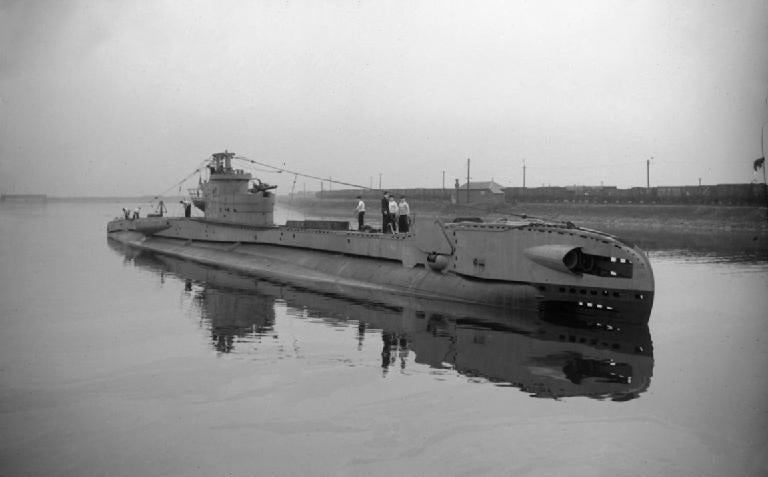 HMS Terrapin P323 Submarine | Photo Print | Framed Print | Poster | T Class | Royal Navy Hampshire Prints