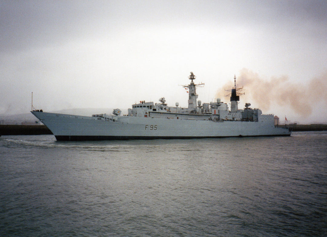 HMS London F95 Royal Navy Type 22 frigate Photo Print or Framed Print - Hampshire Prints