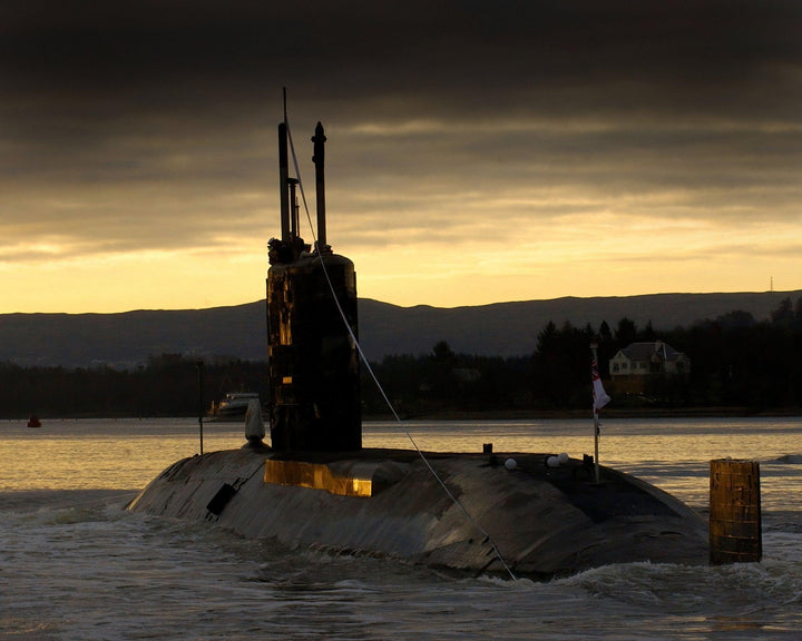 HMS Spartan S105 Royal Navy Swiftsure class Submarine Photo Print or Framed Print - Hampshire Prints