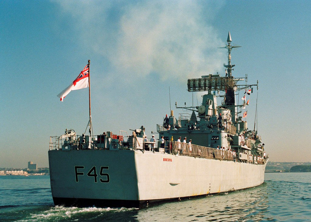 HMS Minerva F45 | Photo Print | Framed Print | Leander Class | Frigate | Royal Navy Hampshire Prints