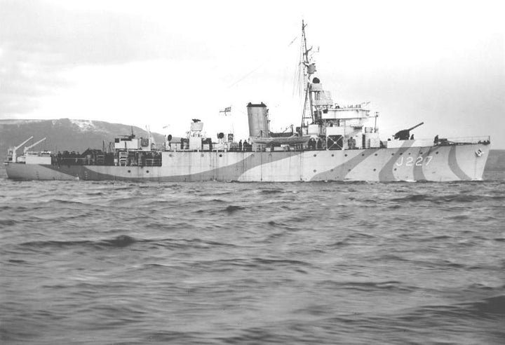 HMS Mutine J227 Royal Navy Algerine class minesweeper Photo Print or Framed Print - Hampshire Prints