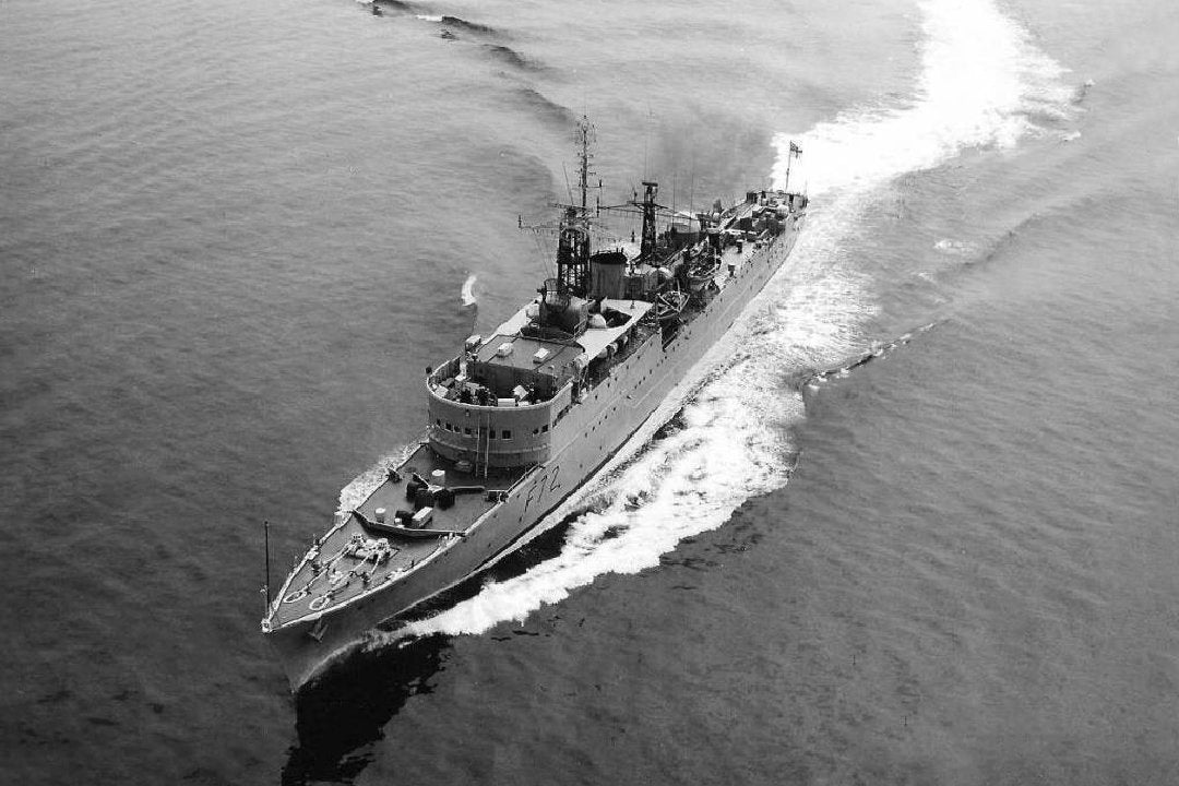 HMS Wizard F72 (R72) Royal Navy W class destroyer Photo Print or Framed Print - Hampshire Prints