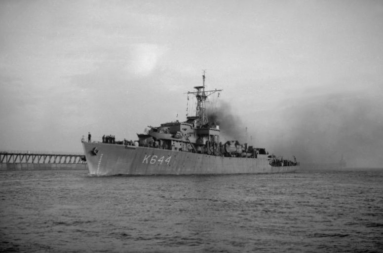 HMS Cawsand Bay K644 Royal Navy Bay Class Frigate Photo Print or Framed Print - Hampshire Prints