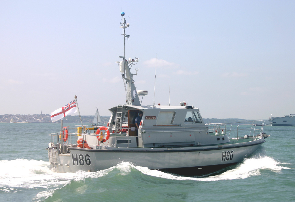 HMS Gleaner H86 Royal Navy Survey Motor Launch Photo Print or Framed Photo Print - Hampshire Prints