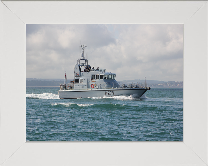 HMS Blazer P279 Royal Navy Archer class P2000 patrol vessel Photo Print or Framed Print - Hampshire Prints