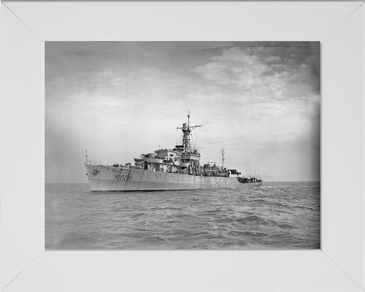 HMS Bigbury Bay K606 | Photo Print | Framed Print | Bay Class | Frigate | Royal Navy Hampshire Prints